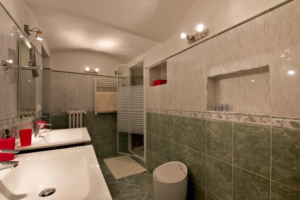 Santacroce Guest House โรม ห้อง รูปภาพ